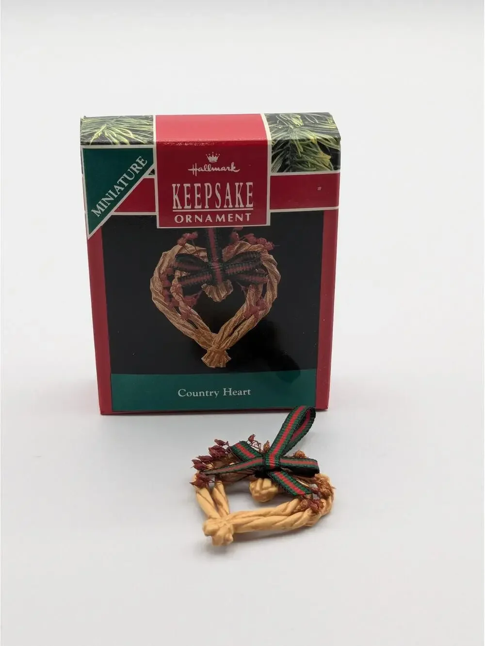 Hallmark Keepsake Country Heart Miniature Ornament 1990, New in Box